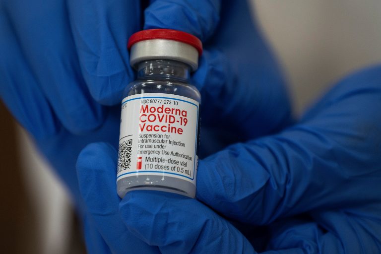 Canada orders more Moderna vaccines, confirms Pfizer delivery schedule