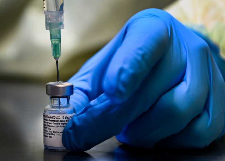 Coronavirus: 2nd round of Ottawa long-term care vaccinations wrapping up Friday