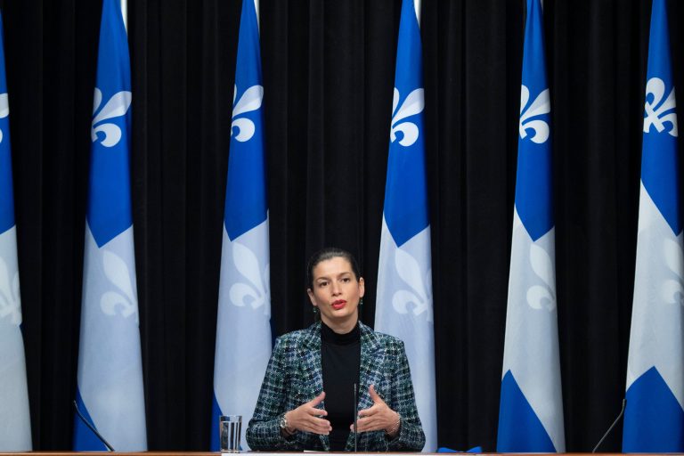 Quebec mulls COVID-19 checkpoints at Ontario border as March break looms