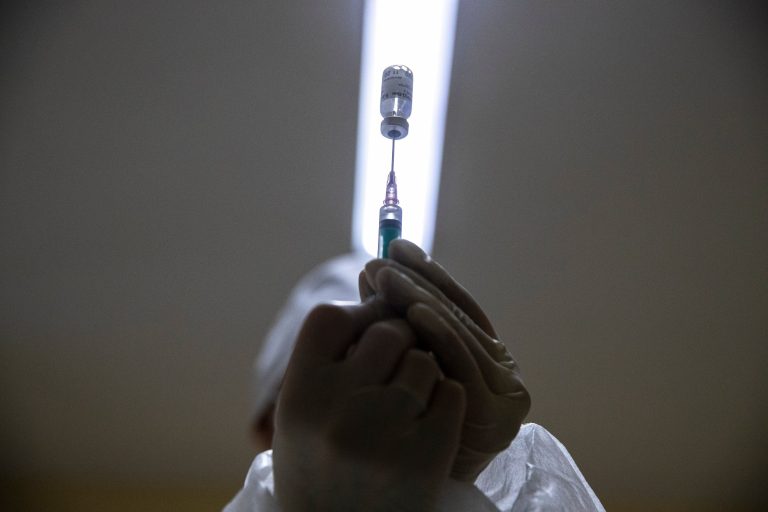 Russia’s coronavirus vaccine is 91.6% effective, clinical trial results suggest
