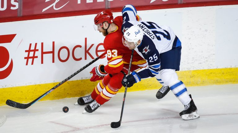 Lindholm scores game winner for Calgary Flames in 3-2 win over Winnipeg Jets