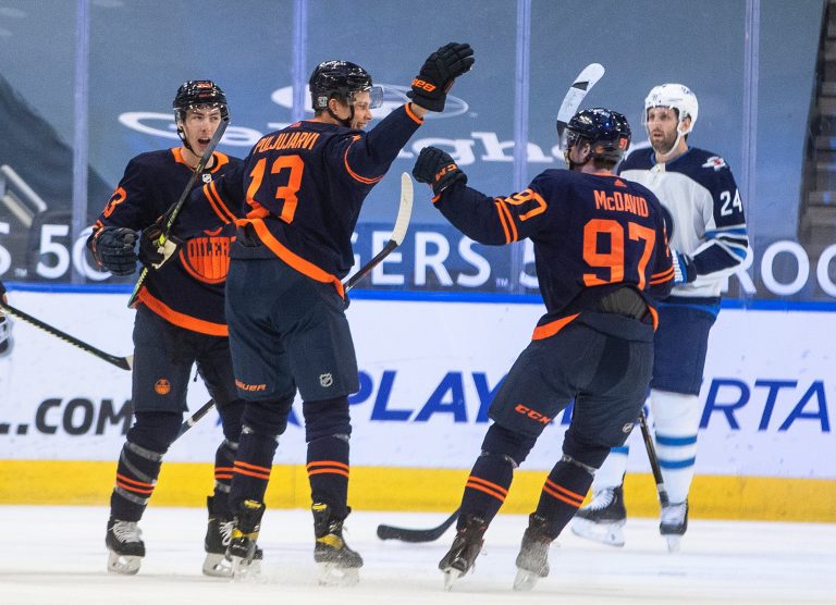 Edmonton Oilers beat Winnipeg Jets 3-2 on milestone-filled night