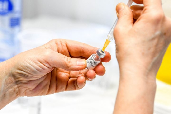 A look at what Canada can learn from America’s COVID-19 vaccine rollout plan