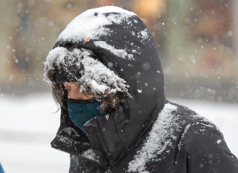 Quebec adds 739 new coronavirus cases, 13 deaths as hospitalizations drop