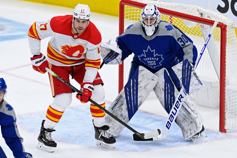 ‘Misunderstood’ Nylander ties game late, scores winner as Leafs beat Calgary Flames 2-1 in OT