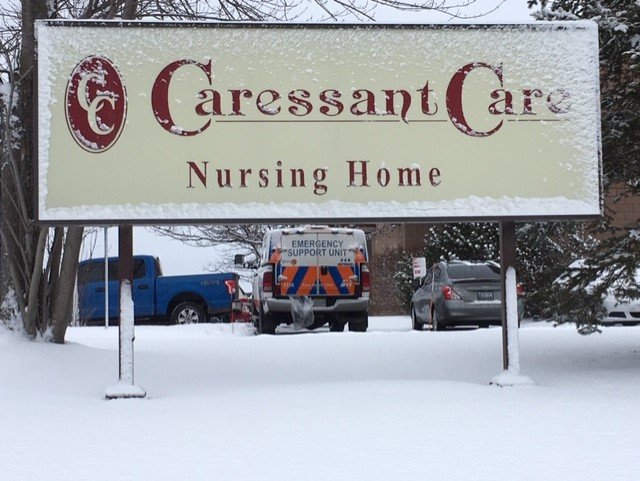 Caressant Care McLaughlin gets management support from Lindsay hospital to fight COVID-19 outbreak
