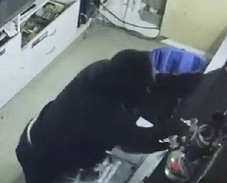3 suspects sought after Fraserville gas station targeted twice for thefts: Peterborough County OPP