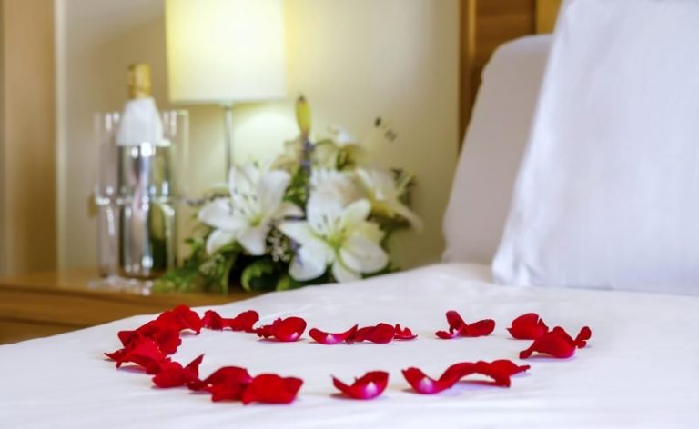 Calgary hotel offers $6K Valentine’s Day package with Dom Perignon, jewelry