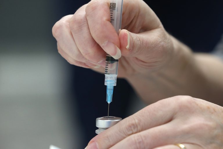Canada to receive over 640,000 vaccine doses from Pfizer, Moderna this week