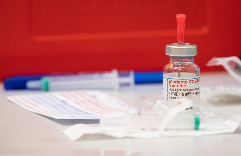 Moderna is reducing vaccine deliveries this month. Canada doesn’t know why