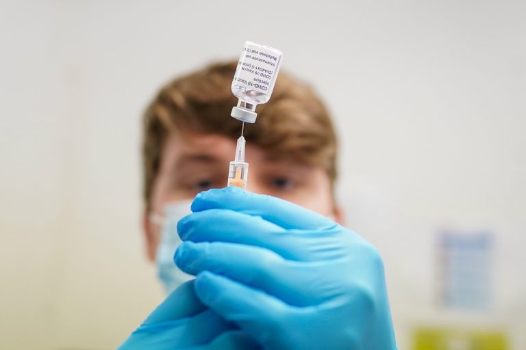 New Brunswick revises COVID-19 vaccine plan. Here’s where it stands in the rollout