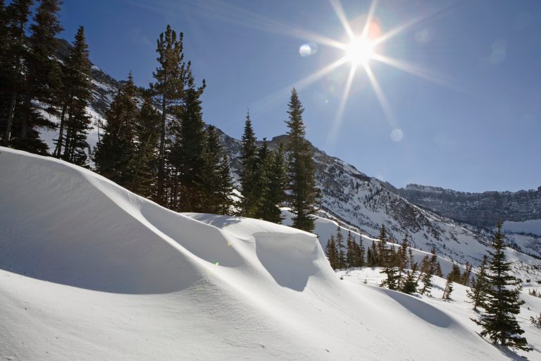 Avalanche warning for backcountry users in Alberta, B.C. Rockies