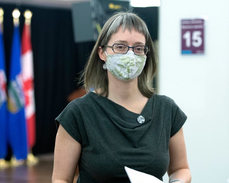 Hinshaw to provide Alberta COVID-19 update Thursday afternoon