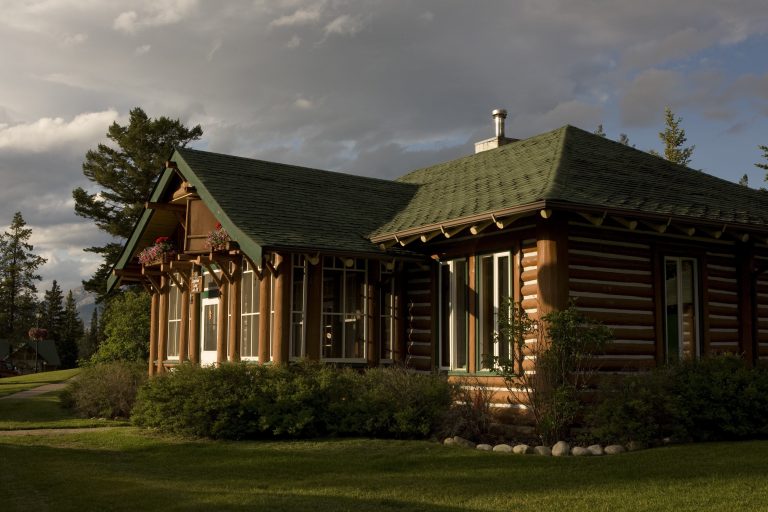 Jasper Park Lodge accepting reservations again after mystery block booking cancelled