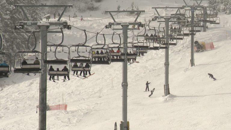 Ontario ski hills look forward to reopening when stay-at-home order lifts