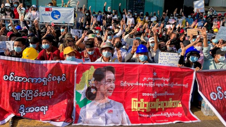 Myanmar protesters back on streets despite police violence