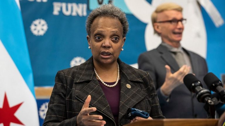 Chicago schools reopening uncertain as union talks stall