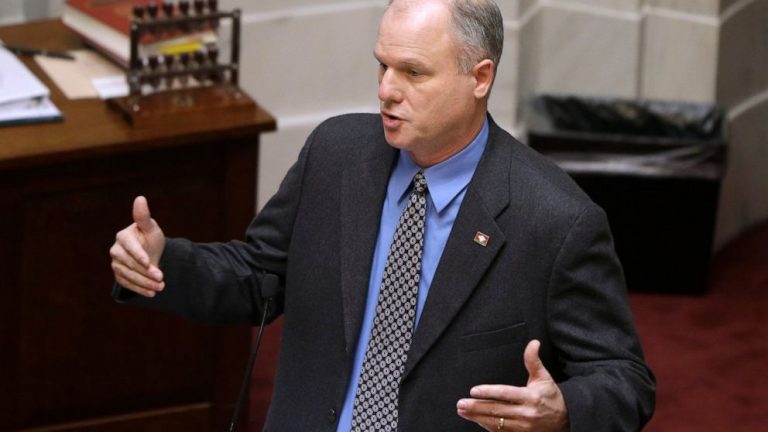 Arkansas state senator says he’s leaving Republican Party