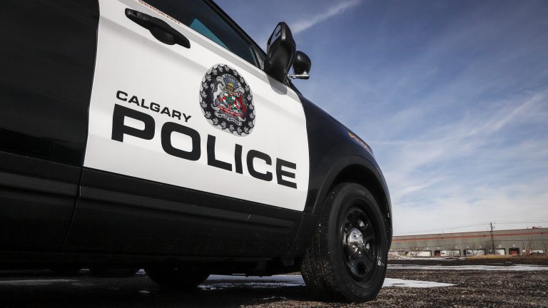 Calgary police investigate suspicious death along Macleod Trail southwest