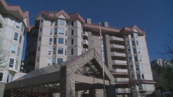 Coronavirus: Vernon, B.C., retirement home unsure when COVID-19 vaccines are arriving