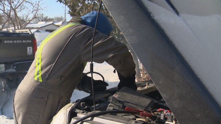 Regina man raising money for local warming shelter one boost at a time