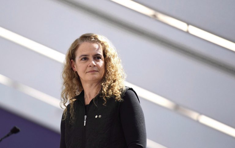 Julie Payette workplace conduct report should be released in French, senator says