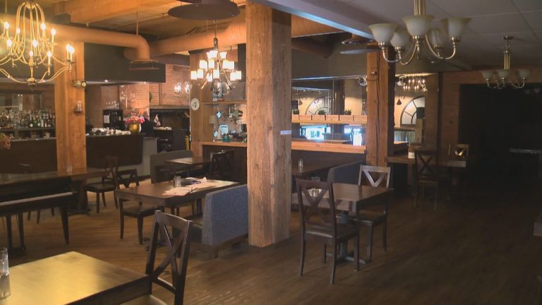 COVID-19: What you can and cannot do in Alberta on Monday, Feb. 8