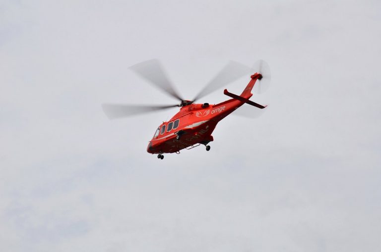 One person airlifted to hospital following three-vehicle crash west of London, Ont.