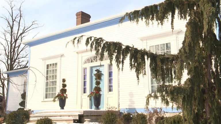 Preserving history: Bath man wins award for restoration of 200-year-old home