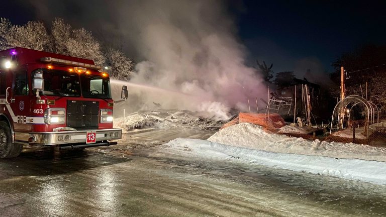 Edmonton firefighters battle blaze in Aspen Gardens