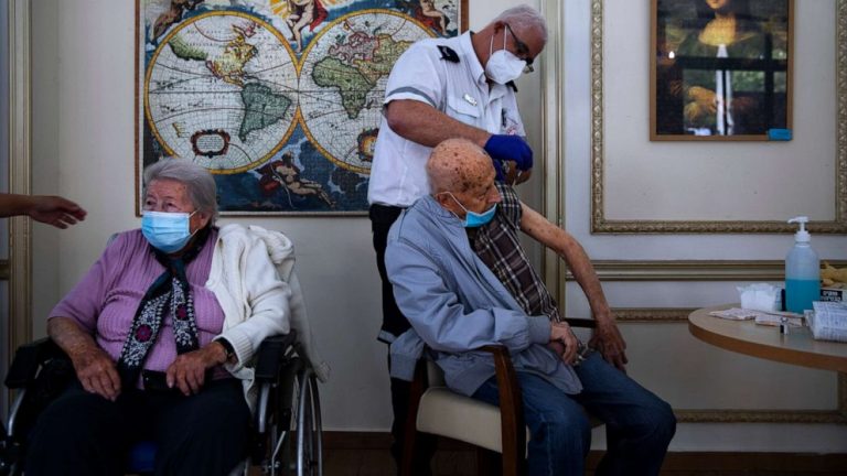 What other countries can learn from Israel’s COVID vaccine rollout
