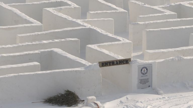 Manitoba snow maze told to stay closed for second straight week