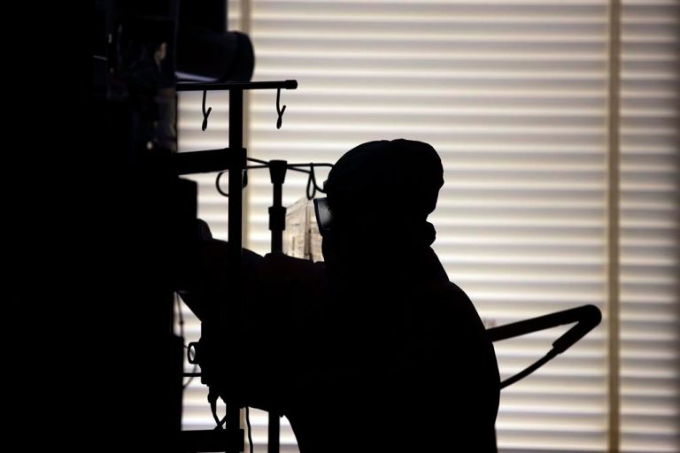 Dr. Hinshaw to update Alberta’s COVID-19 situation Monday as Step 1 of restriction easing begins