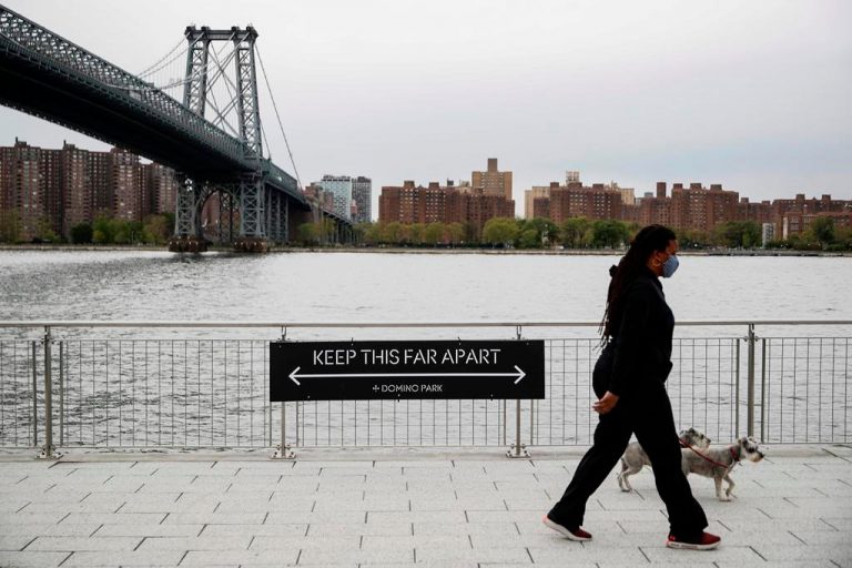 New coronavirus variant spreading in New York City, researchers say