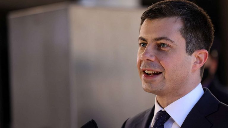 Democrats can pass the coronavirus relief package: Transportation Secretary Buttigieg