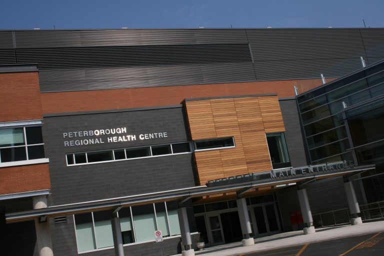 COVID-19: 2 new cases, 3 resolved for Peterborough area; patient transfers increase at PRHC