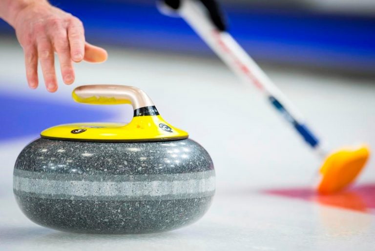 Doctors who attended Edmonton bonspiel release study on COVID-19 spread at event