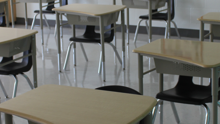 COVID-19 test clinics for Hamilton schools set for next week amid 3 outbreaks and rising cases