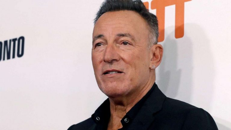 Bruce Springsteen pleads guilty to consuming alcohol in closed area