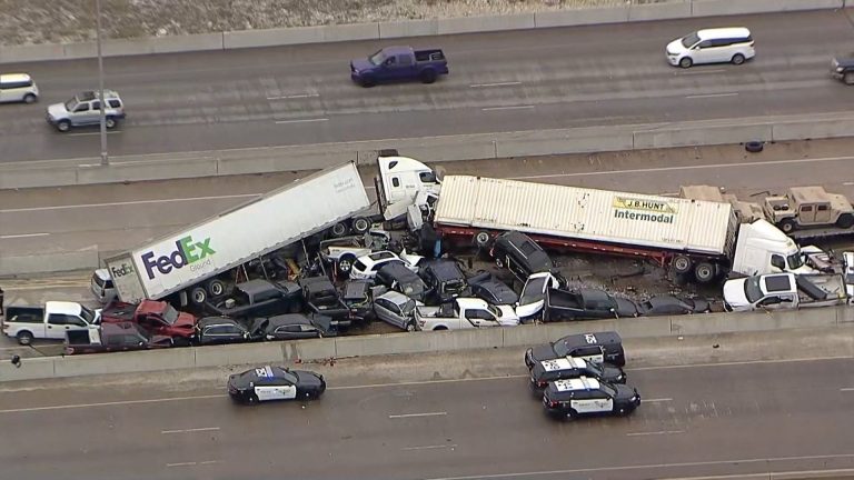 At least 6 dead in 130-car pileup on icy Texas highway