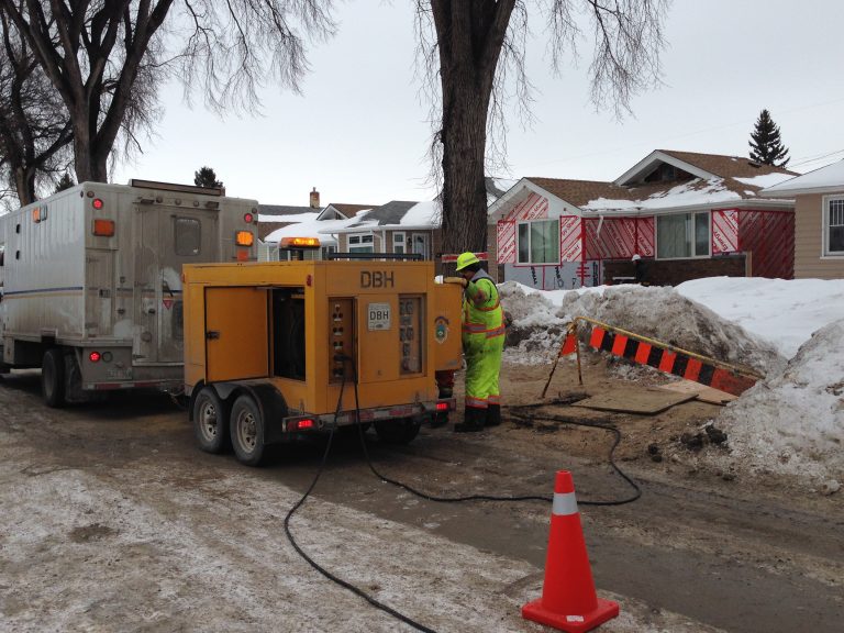 City of Winnipeg responds to 352 frozen pipe calls
