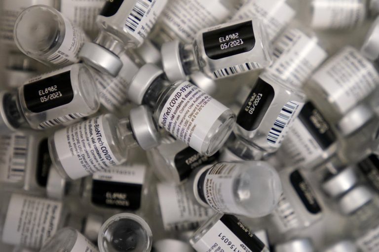 ‘Nobody wants to waste them’: What should Canada do with leftover COVID-19 vaccine doses?