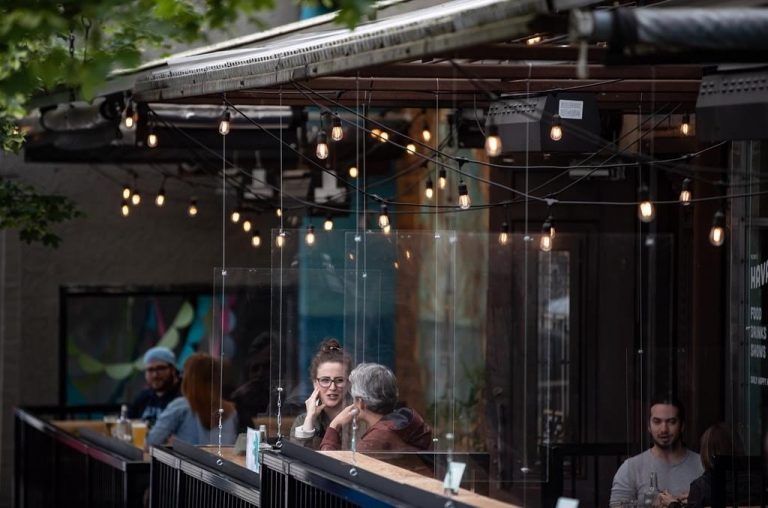 ‘This is huge for our business’: B.C. makes liquor discount for hospitality industry permanent