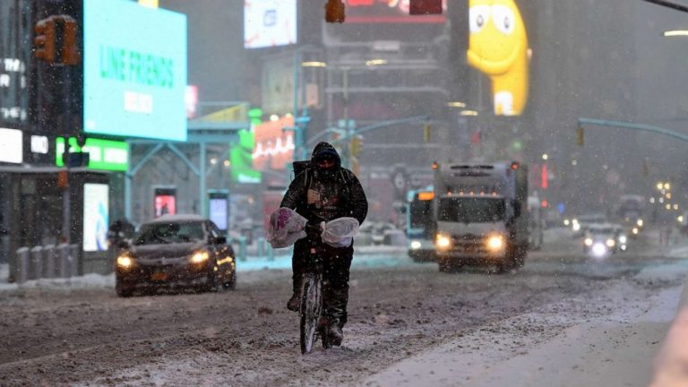 Biggest storm in years to hit I-95 corridor as millions could see over a foot of snow