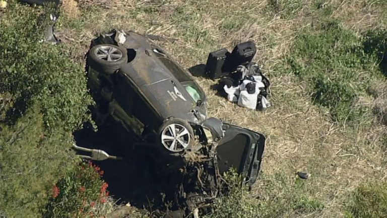 Tiger Woods hurt in rollover car crash in California, in serious condition: Officials