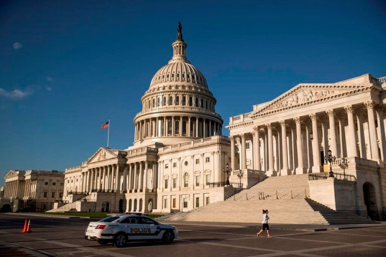 U.S. House narrowly passes Biden’s $1.9T COVID-19 relief bill, clearing 1st hurdle