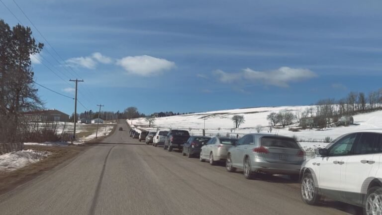 New Brunswick ice caves bring rural traffic to a near-freeze
