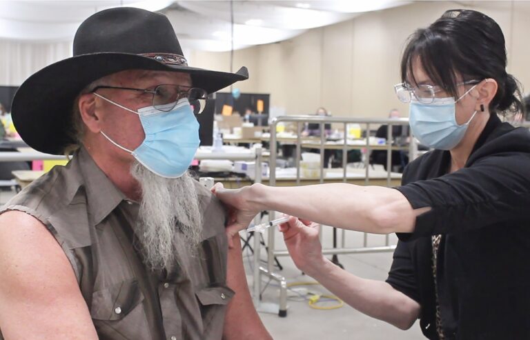 Manitoba reaches 100K COVID-19 vaccine doses administered, 1/3 total supply