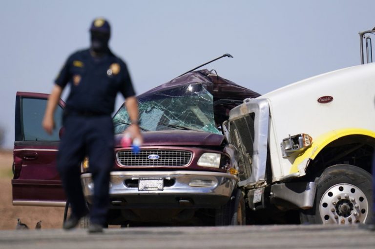 Officials probe human smuggling link to Southern California crash that killed 13