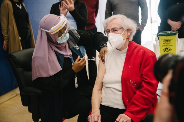 All COVID-19 vaccine appointments booked at Ottawa community clinics up to April 7